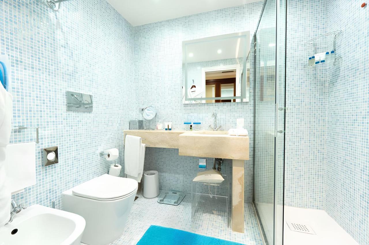 Premium Deluxe Double Room Balcony Sea View,1771738944:JPEG